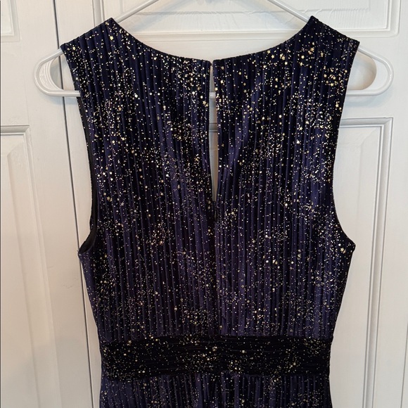 Elegant BCBG Purple Women's Dress - Picture 12 of 14